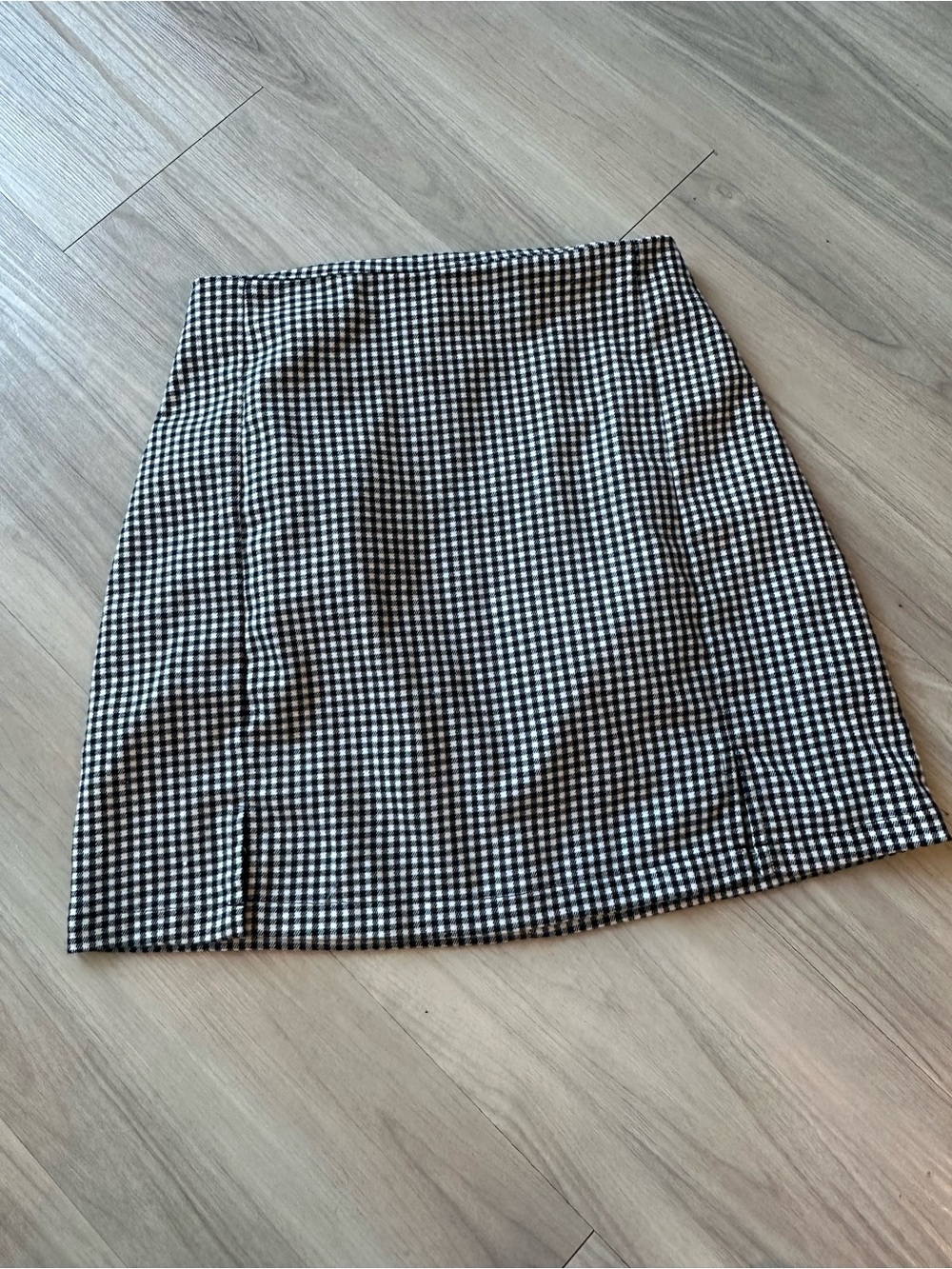 Brandy Melville John Galt Gingham Black/White Mini Skirt XS
